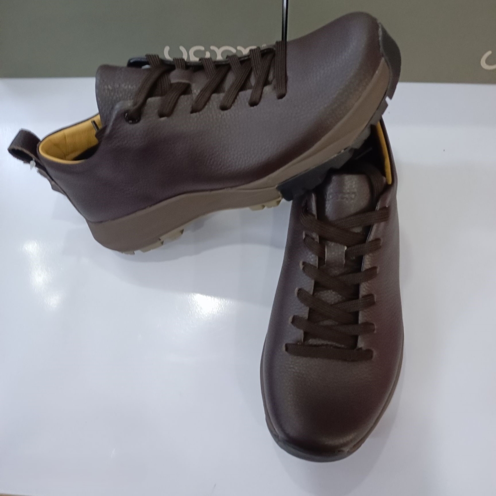 Scarpe in Pelle di Vacchetta d - Men Shoes Louboutin recensione e prezzo