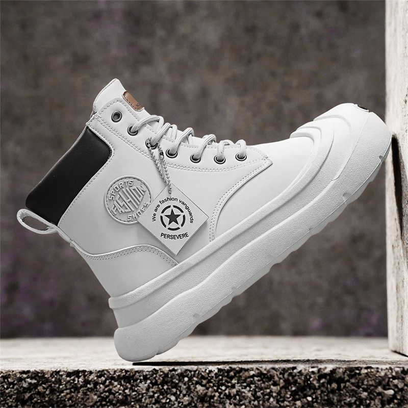 Pantaloncini Stivaletti Scarpe - Men Shoes Trends recensione e prezzo